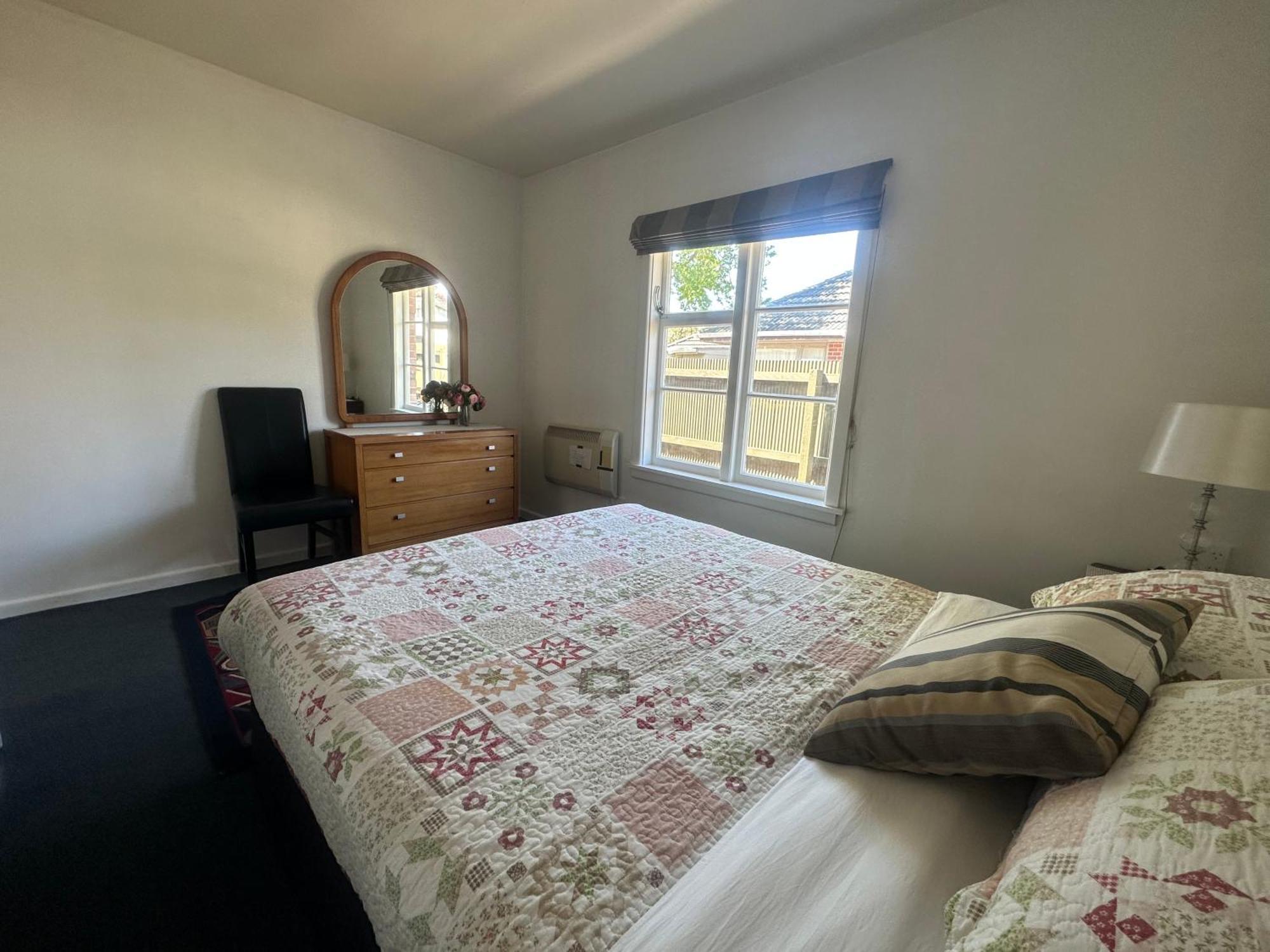 Sunny House With 5 Bedrooms Christchurch Eksteriør bilde